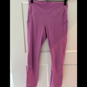 Adorable pink Lululemon leggings. EUC. No flaws